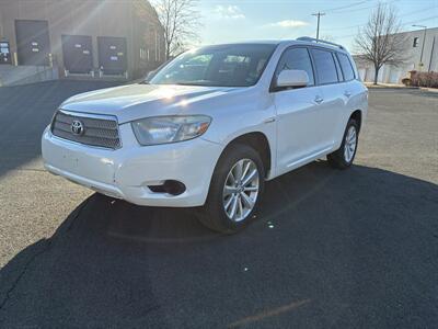 2010 Toyota Highlander   - Photo 1 - Saint Paul, MN 55114