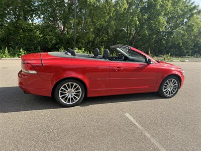 2006 Volvo C70 T5   - Photo 3 - Saint Paul, MN 55114