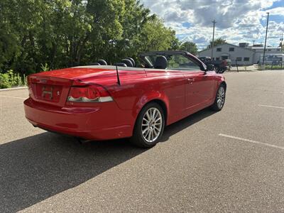 2006 Volvo C70 T5   - Photo 4 - Saint Paul, MN 55114