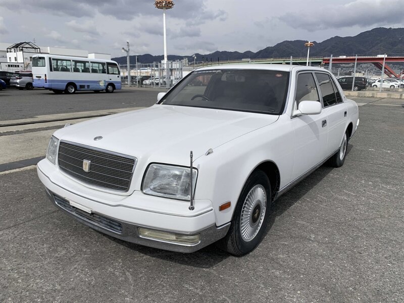 1999 Toyota Century  