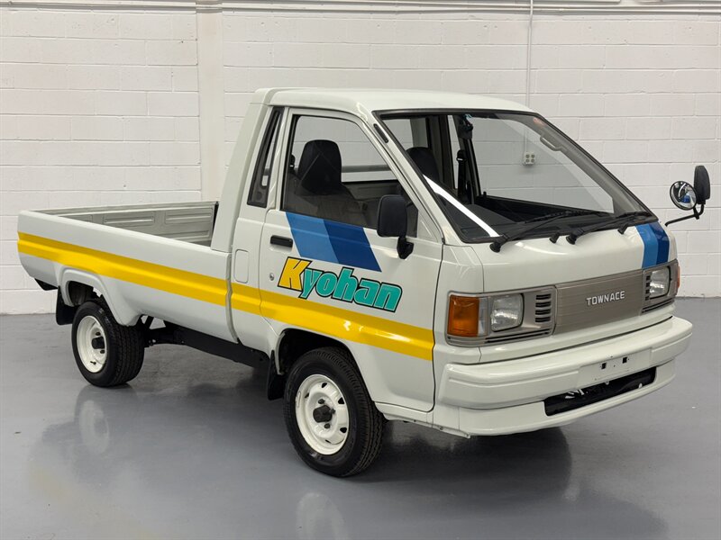 1989 Toyota TownAce Custom  