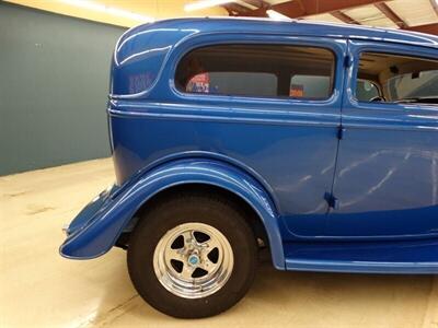 1934 Ford 40   - Photo 34 - Scottsburg, IN 47170