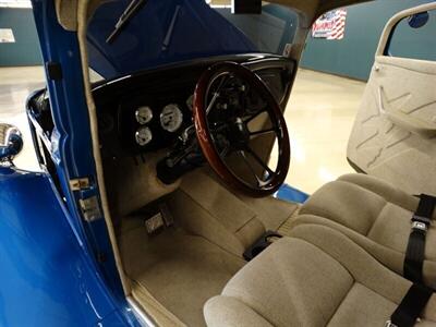 1934 Ford 40   - Photo 55 - Scottsburg, IN 47170