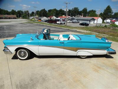 1958 Ford Fairlane 500 Skyliner - Photo 12 - Scottsburg, IN 47170
