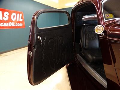 1934 Ford 3 Window   - Photo 65 - Scottsburg, IN 47170
