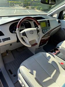 2013 Toyota Sienna XLE 7-Passenger - Photo 3 - Lexington, SC 29072
