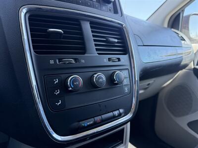 2013 Dodge Grand Caravan American Value Package - Photo 9 - Madras, OR 97741
