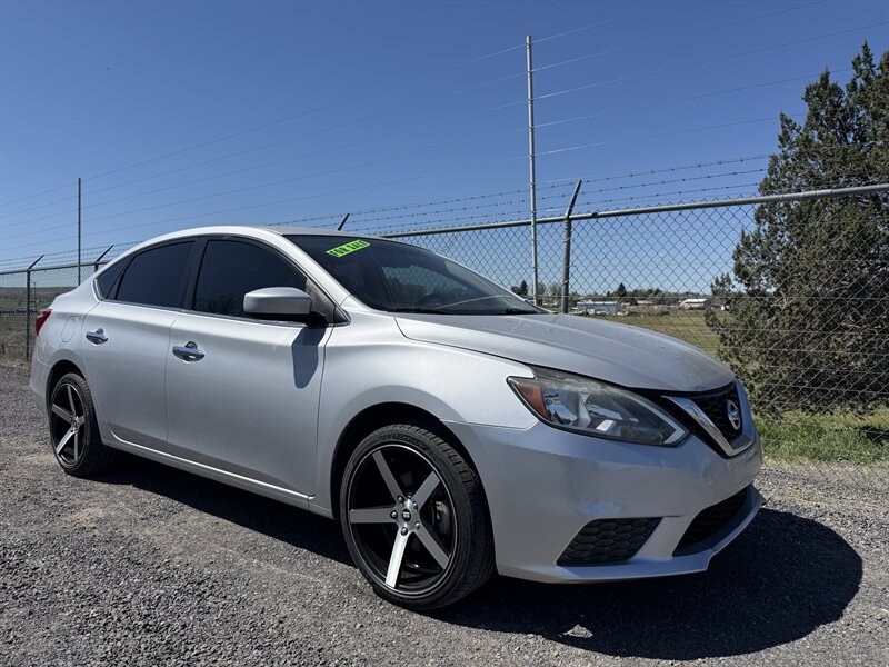 2019 Nissan Sentra S   - Photo 1 - Madras, OR 97741