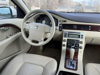 2008 Volvo XC70 3.2   - Photo 8 - Madras, OR 97741