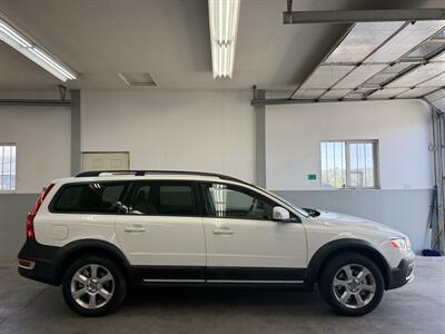 2008 Volvo XC70 3.2   - Photo 2 - Madras, OR 97741