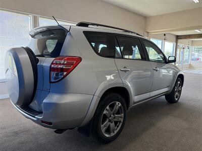 2010 Toyota RAV4 Sport   - Photo 6 - Madras, OR 97741