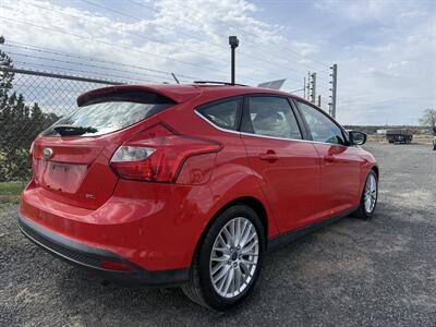 2012 Ford Focus SEL   - Photo 3 - Madras, OR 97741