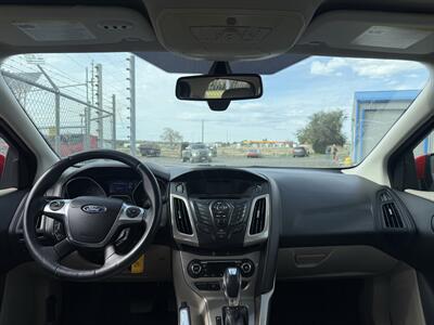 2012 Ford Focus SEL   - Photo 9 - Madras, OR 97741