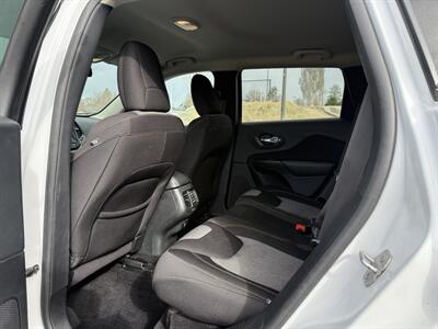 2014 Jeep Cherokee Latitude   - Photo 6 - Madras, OR 97741