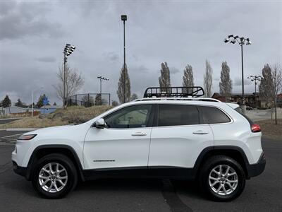 2014 Jeep Cherokee Latitude   - Photo 2 - Madras, OR 97741