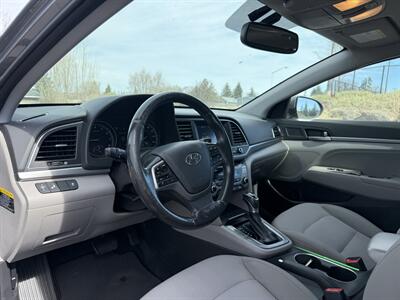 2018 Hyundai ELANTRA SEL   - Photo 4 - Madras, OR 97741
