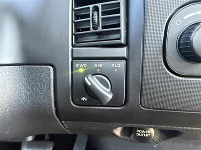 2003 Dodge Dakota Sport 2dr Club Cab Sport   - Photo 14 - Madras, OR 97741