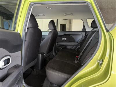 2016 Kia Soul   - Photo 4 - Madras, OR 97741