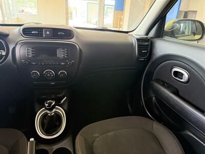 2016 Kia Soul   - Photo 11 - Madras, OR 97741