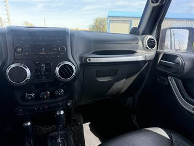 2013 Jeep Wrangler Unlimited Sport   - Photo 12 - Madras, OR 97741
