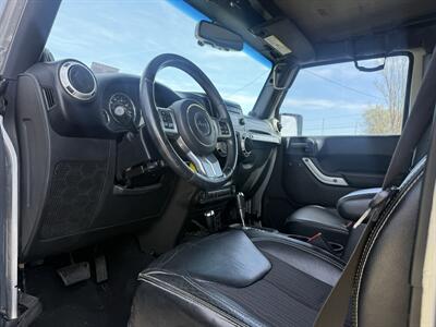 2013 Jeep Wrangler Unlimited Sport   - Photo 8 - Madras, OR 97741