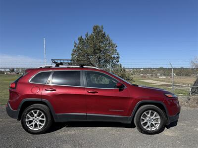 2015 Jeep Cherokee Latitude   - Photo 2 - Madras, OR 97741