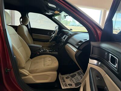 2014 Ford Explorer XLT   - Photo 9 - Madras, OR 97741