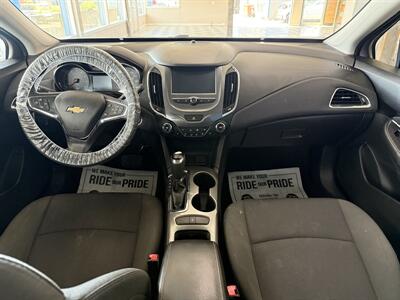 2017 Chevrolet Cruze LT Auto - Photo 7 - Madras, OR 97741