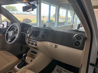 2017 Volkswagen Tiguan 2.0T Limited S 4Motion - Photo 9 - Madras, OR 97741