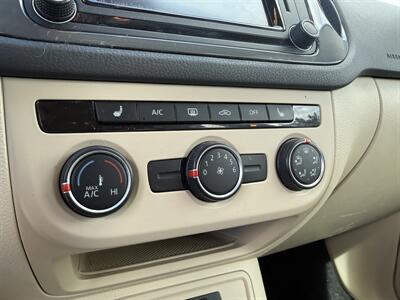2017 Volkswagen Tiguan 2.0T Limited S 4Motion   - Photo 11 - Madras, OR 97741
