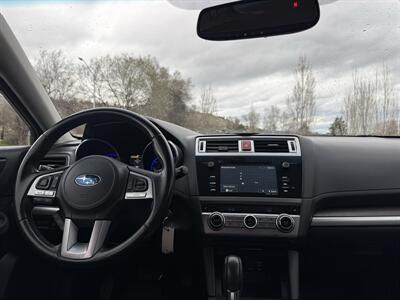 2015 Subaru Outback 2.5i Limited   - Photo 11 - Madras, OR 97741