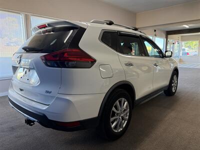 2017 Nissan Rogue S - Photo 6 - Madras, OR 97741