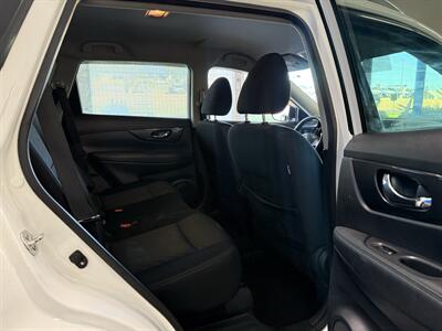 2017 Nissan Rogue S - Photo 9 - Madras, OR 97741