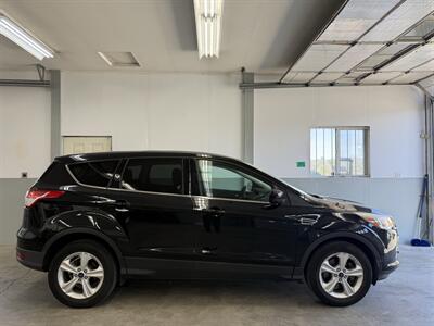 2014 Ford Escape SE   - Photo 2 - Madras, OR 97741
