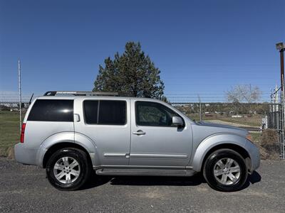 2007 Nissan Pathfinder S S 4dr SUV - Photo 2 - Madras, OR 97741