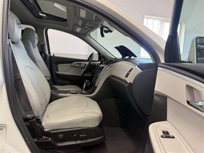 2011 Chevrolet Traverse LTZ   - Photo 3 - Madras, OR 97741
