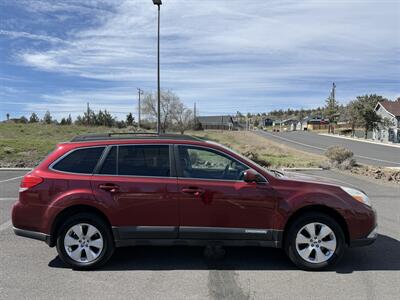 2012 Subaru Outback 3.6R Limited - Photo 1 - Madras, OR 97741