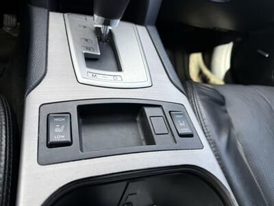 2012 Subaru Outback 3.6R Limited - Photo 12 - Madras, OR 97741
