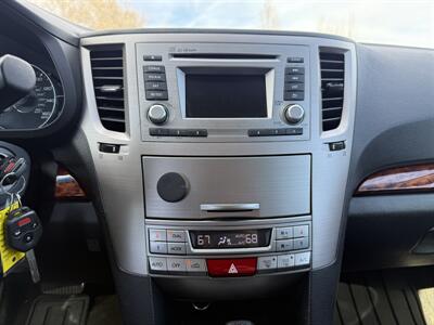 2012 Subaru Outback 3.6R Limited - Photo 8 - Madras, OR 97741