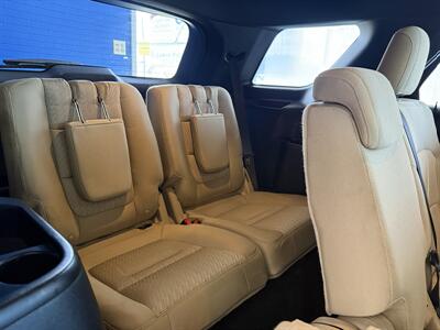 2017 Ford Explorer   - Photo 10 - Madras, OR 97741