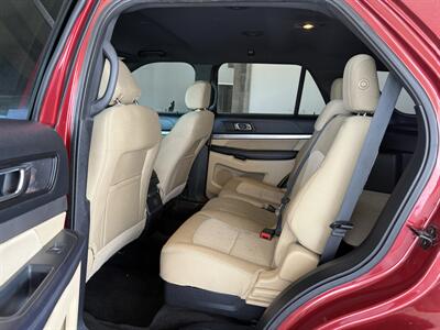 2017 Ford Explorer   - Photo 6 - Madras, OR 97741