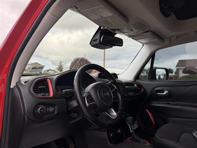 2016 Jeep Renegade Trailhawk   - Photo 2 - Madras, OR 97741