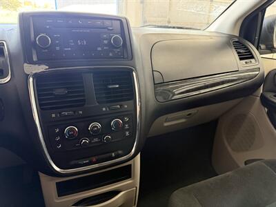 2016 Dodge Grand Caravan American Value Package   - Photo 10 - Madras, OR 97741