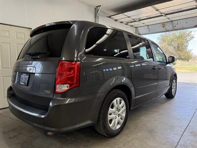 2016 Dodge Grand Caravan American Value Package   - Photo 3 - Madras, OR 97741