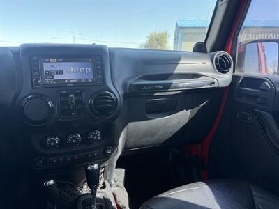 2014 Jeep Wrangler Unlimited Sahara   - Photo 8 - Madras, OR 97741