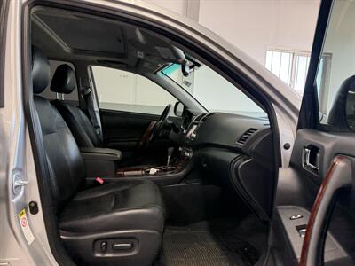 2012 Toyota Highlander Hybrid Limited   - Photo 3 - Madras, OR 97741