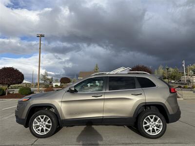 2017 Jeep Cherokee Latitude SUV