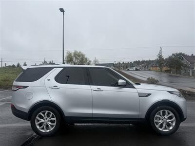 2020 Land Rover Discovery SE   - Photo 2 - Madras, OR 97741