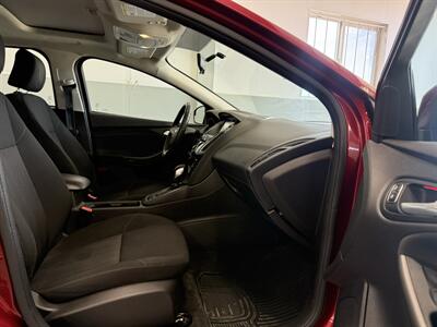2017 Ford Focus SEL - Photo 6 - Madras, OR 97741