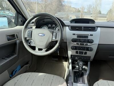 2011 Ford Focus SE   - Photo 7 - Madras, OR 97741